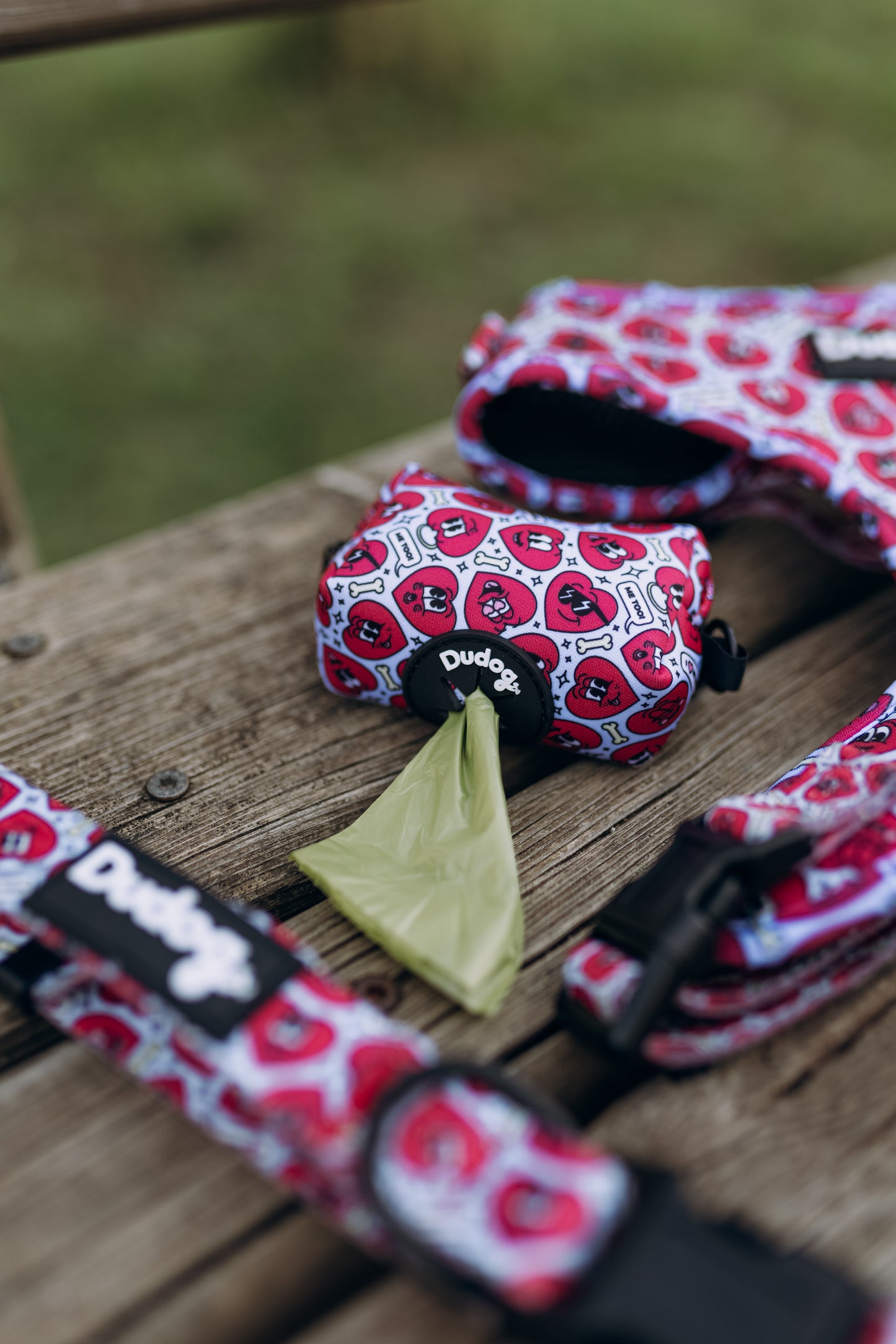 Porta Bolsas Hearts 001